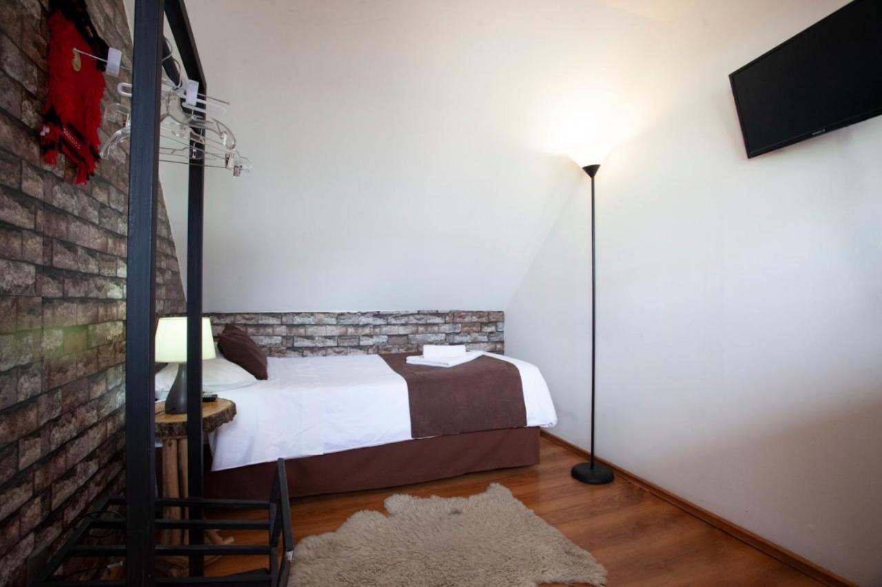Tel Hauke Hostal Punta Arenas Kültér fotó